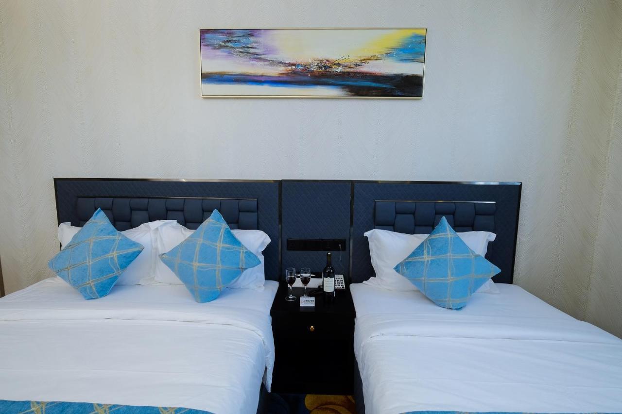 Diamond Hotel Thủ Dầu Một Ngoại thất bức ảnh