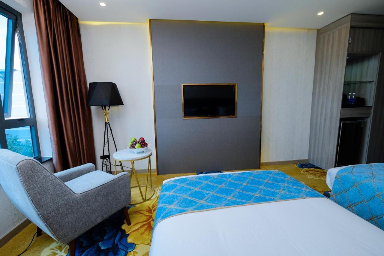 Diamond Hotel Thủ Dầu Một Ngoại thất bức ảnh
