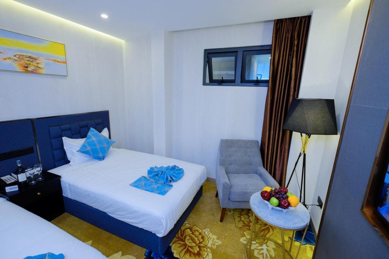 Diamond Hotel Thủ Dầu Một Ngoại thất bức ảnh