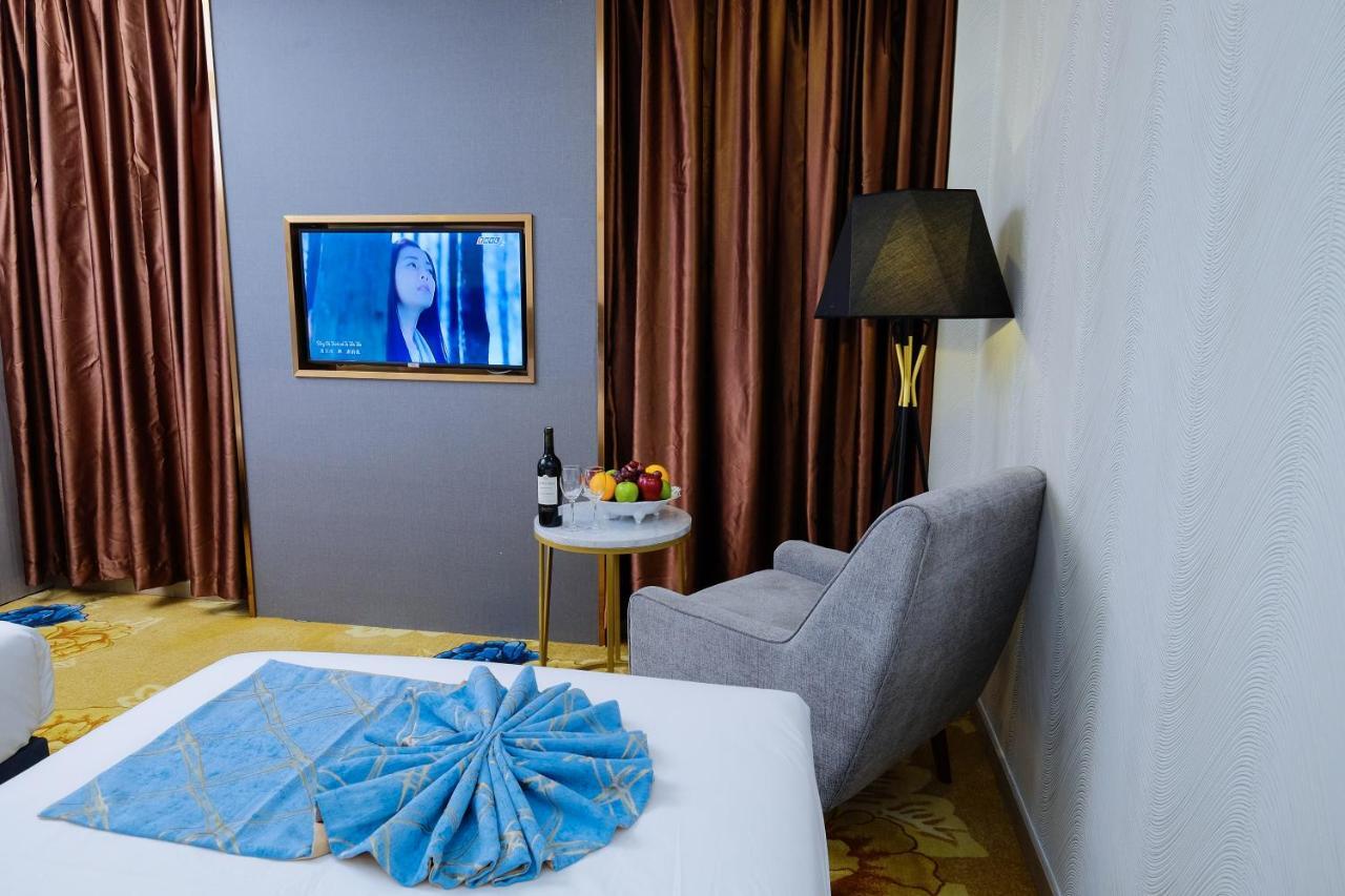 Diamond Hotel Thủ Dầu Một Ngoại thất bức ảnh
