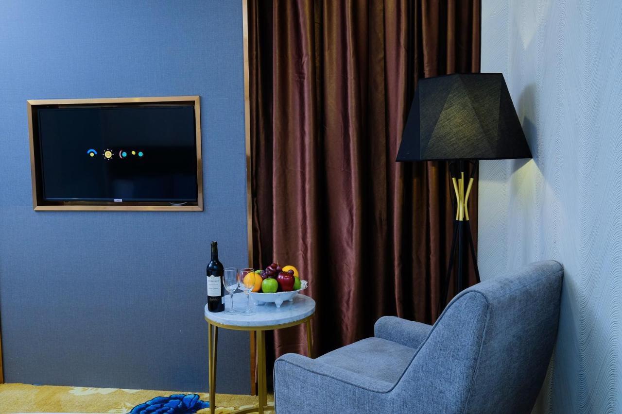 Diamond Hotel Thủ Dầu Một Ngoại thất bức ảnh