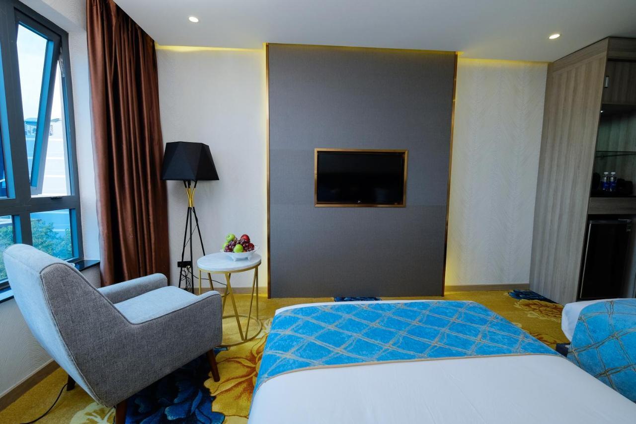 Diamond Hotel Thủ Dầu Một Ngoại thất bức ảnh